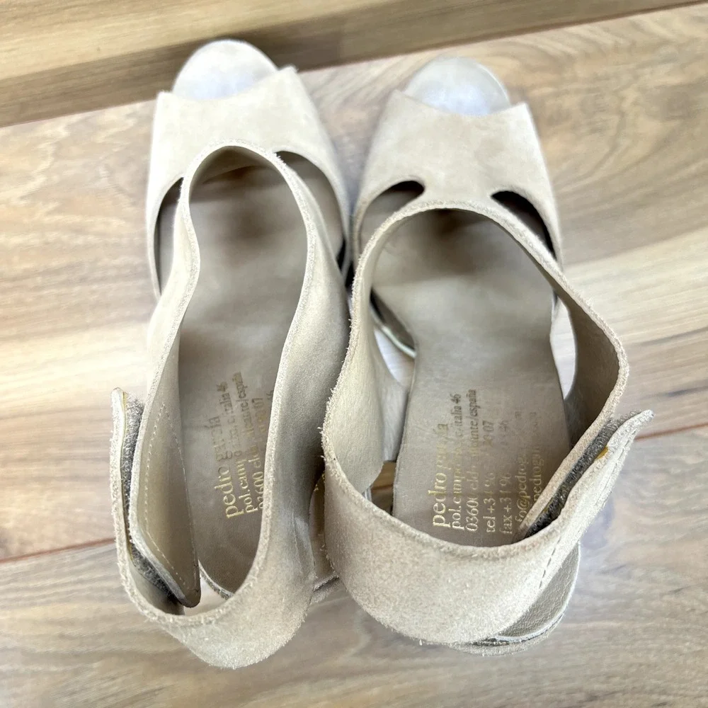 Pedro Garcia 9.5 EU 39.5 Beige Tan Suede Platform Pumps